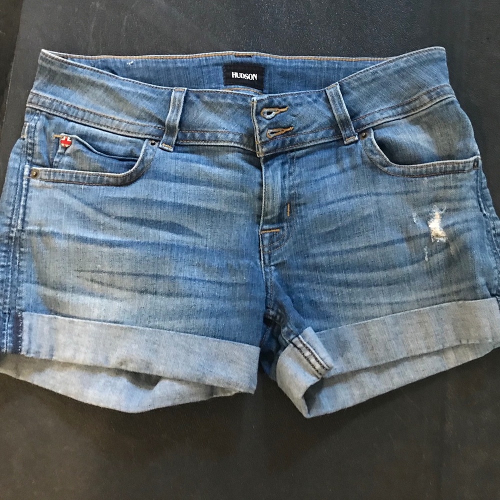 COPY - Hudson jean shorts women’s size 27